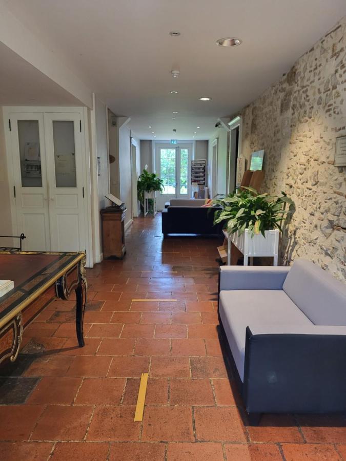 Hotel La Flambee Bergerac Bagian luar foto